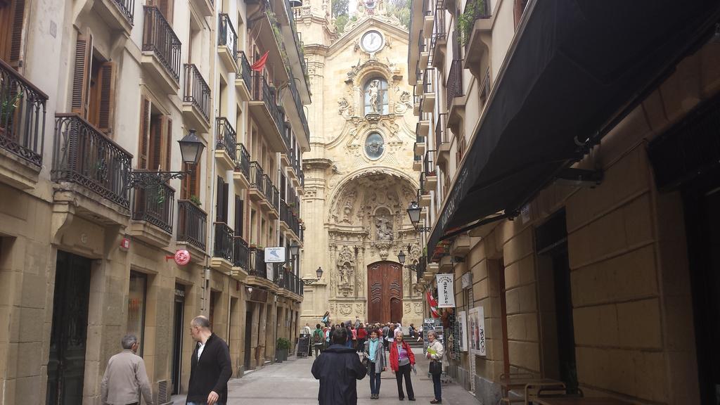 Pension Aries San Sebastián Exterior foto